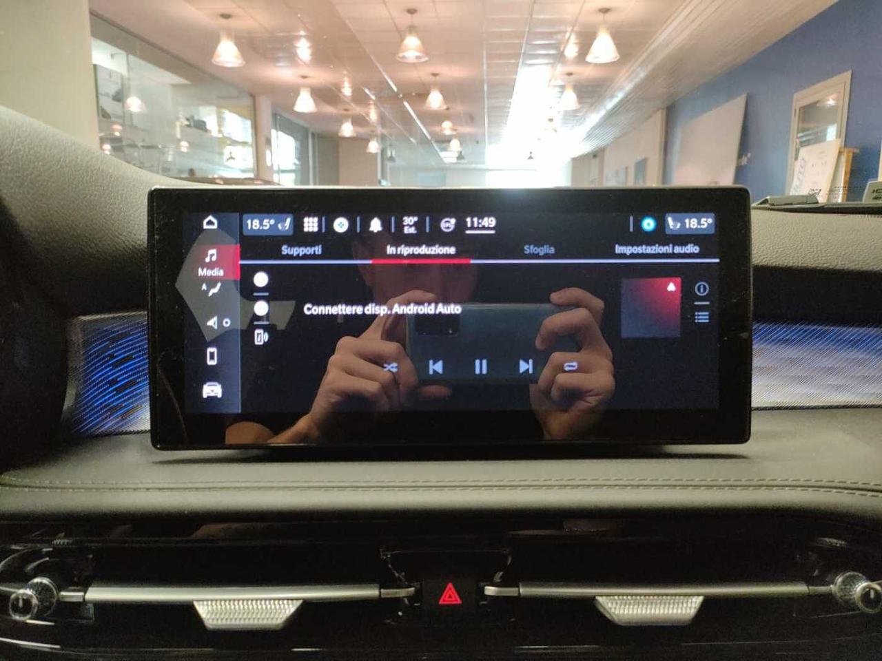 Alfa Romeo Alfa Romeo Tonale usata, con ambiente nero