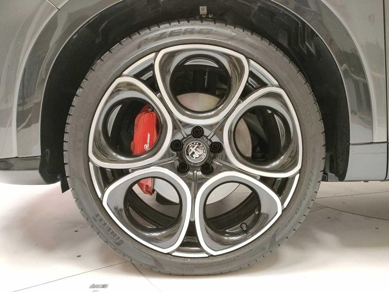 Alfa Romeo Alfa Romeo Tonale usata, con coppia motore: 1500