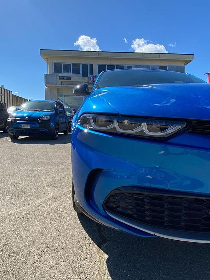 Alfa Romeo Alfa Romeo Tonale usata, con sensori parcheggio posteriori