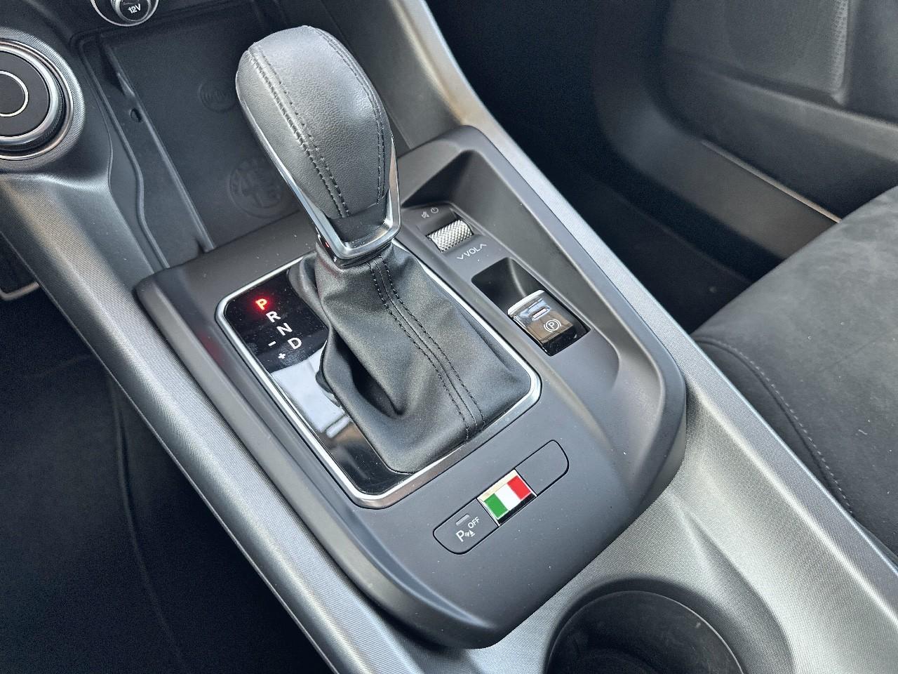 Alfa Romeo Alfa Romeo Tonale usata, con airbags 6