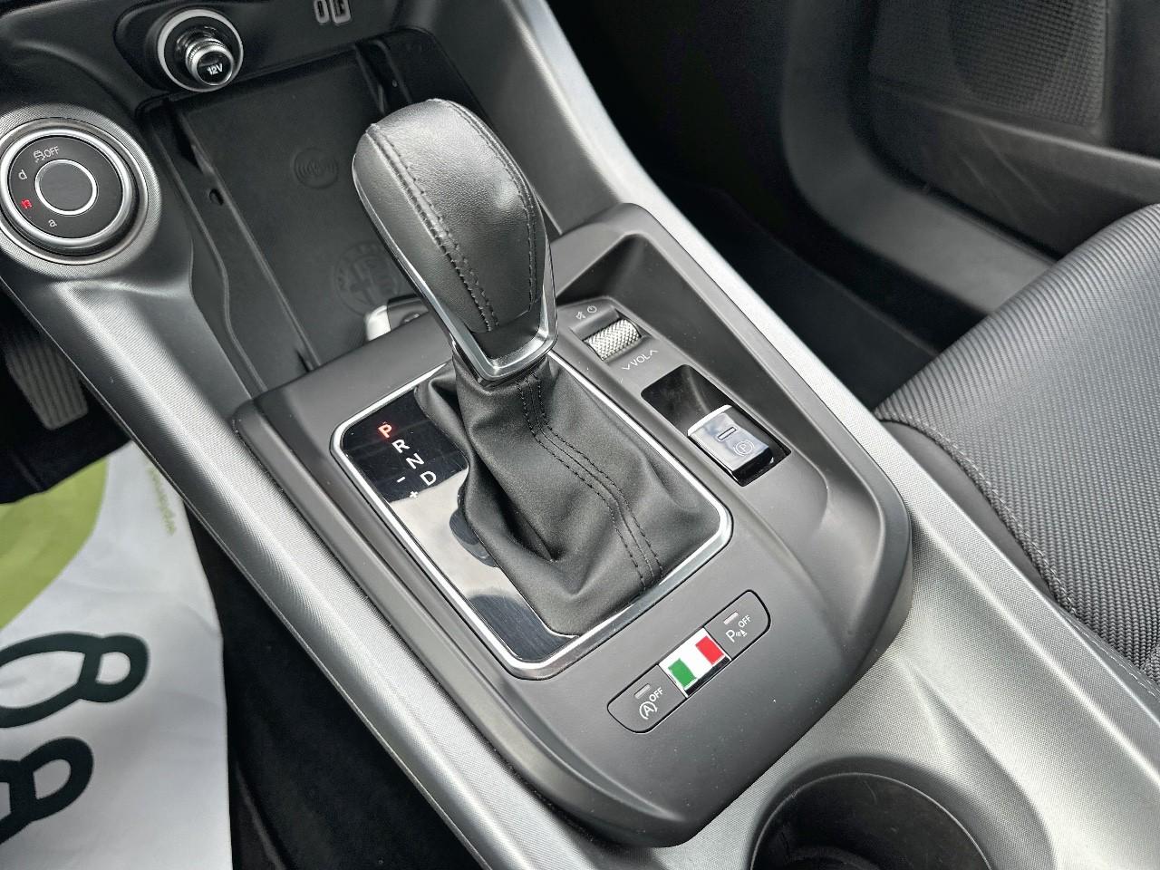 Alfa Romeo Alfa Romeo Tonale usata, con airbags 6