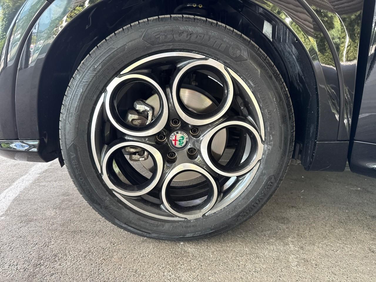 Alfa Romeo Alfa Romeo Tonale usata 2