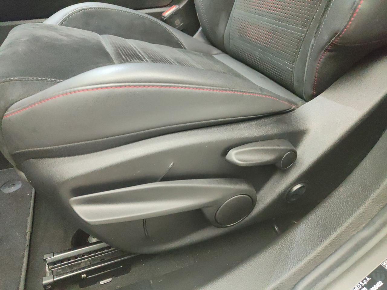 Alfa Romeo Alfa Romeo Tonale usata 23