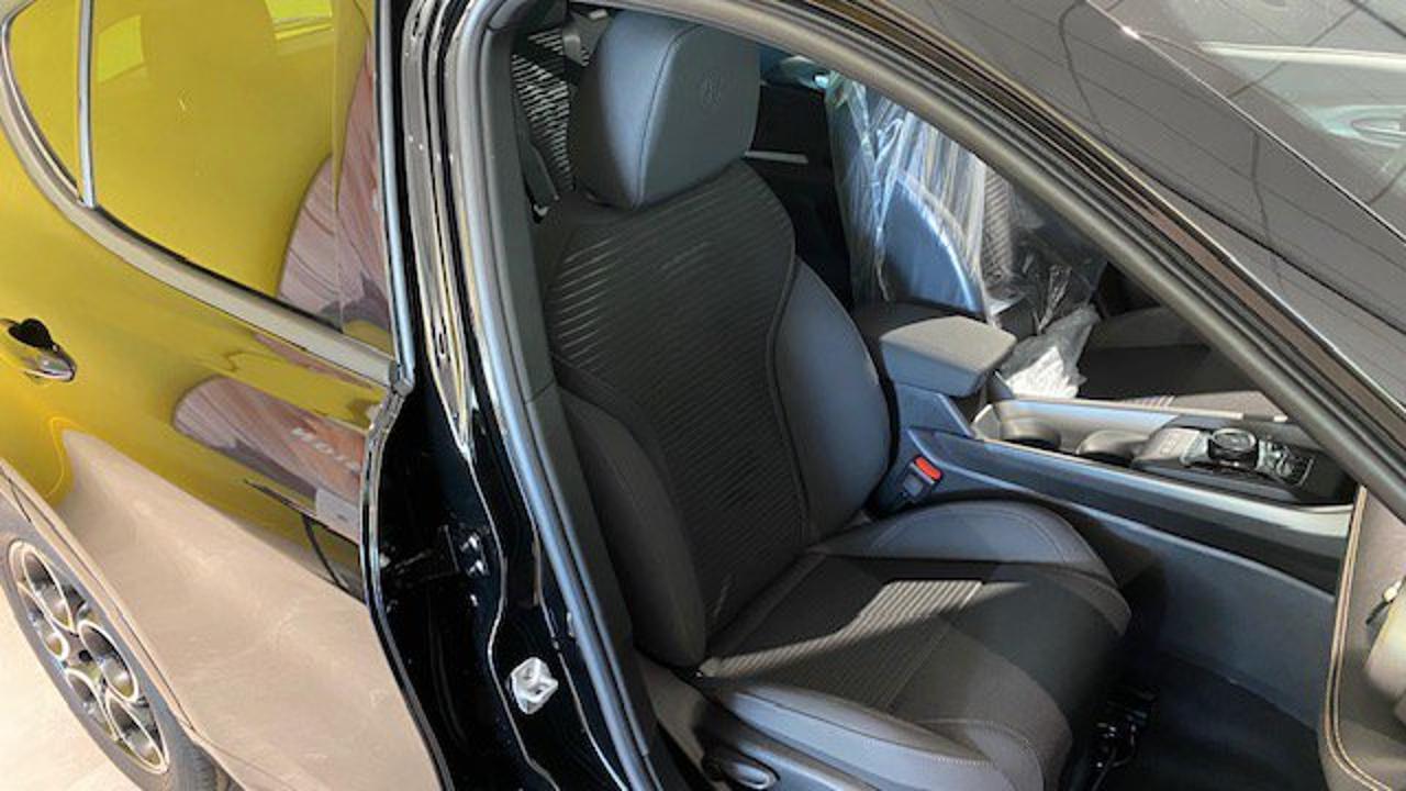 Alfa Romeo Alfa Romeo Tonale usata 5