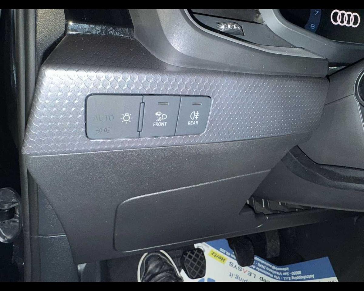 Audi Audi A1 usata, con bracciolo porta oggetti