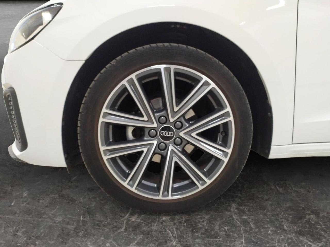 Audi Audi A1 usata 21