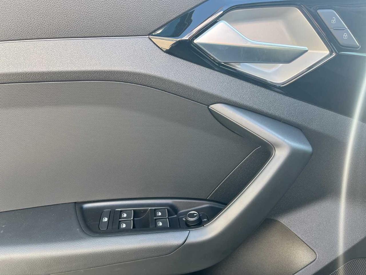 Audi Audi A1 usata, con chiusura centralizzata