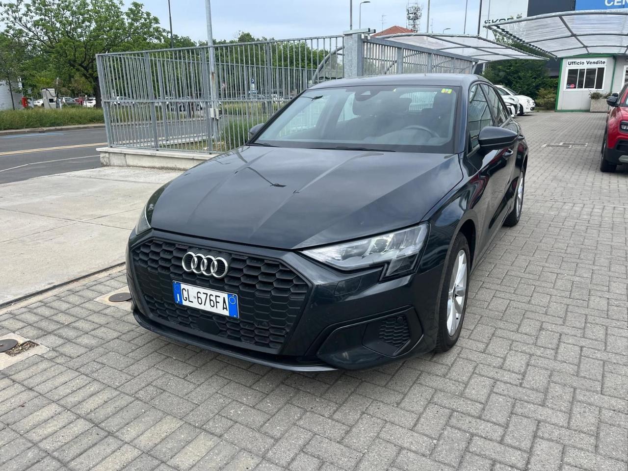 Audi Audi A3 A3 Sportback 35 TDI S tronic Business Advanced