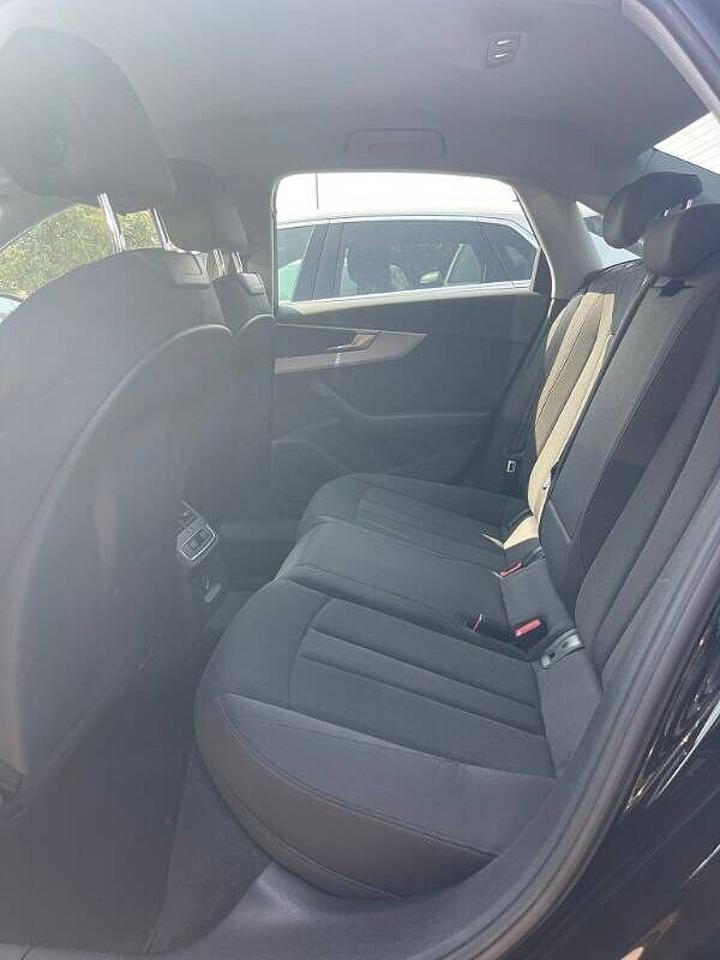 Audi Audi A4 usata 19