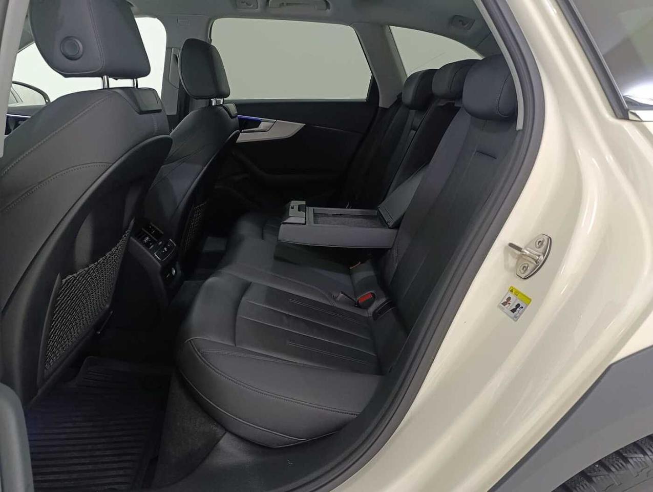 Audi Audi A4 usata, con interno nero