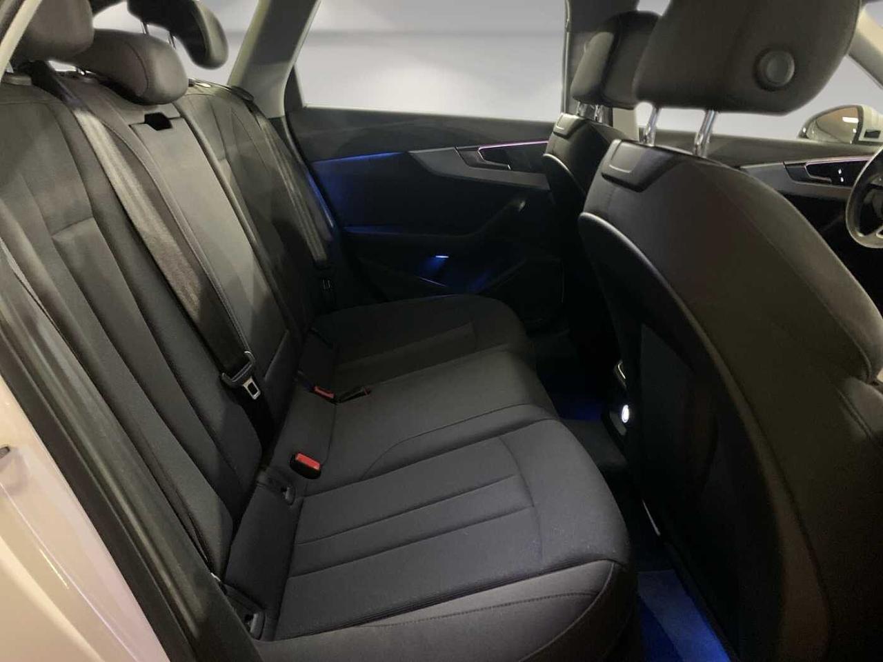 Audi Audi A4 usata 23