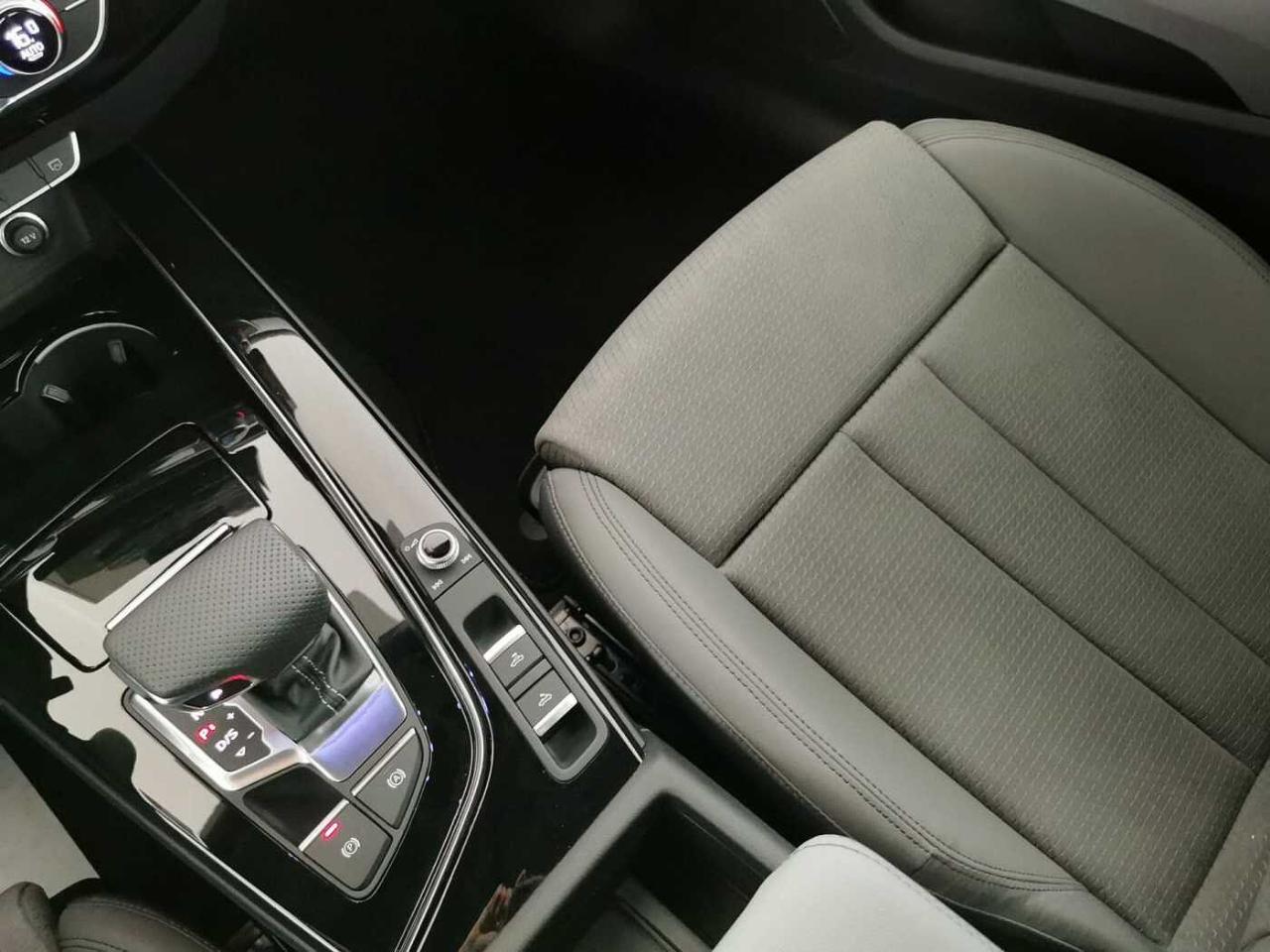 Audi Audi A5 usata, con chiusura centralizzata
