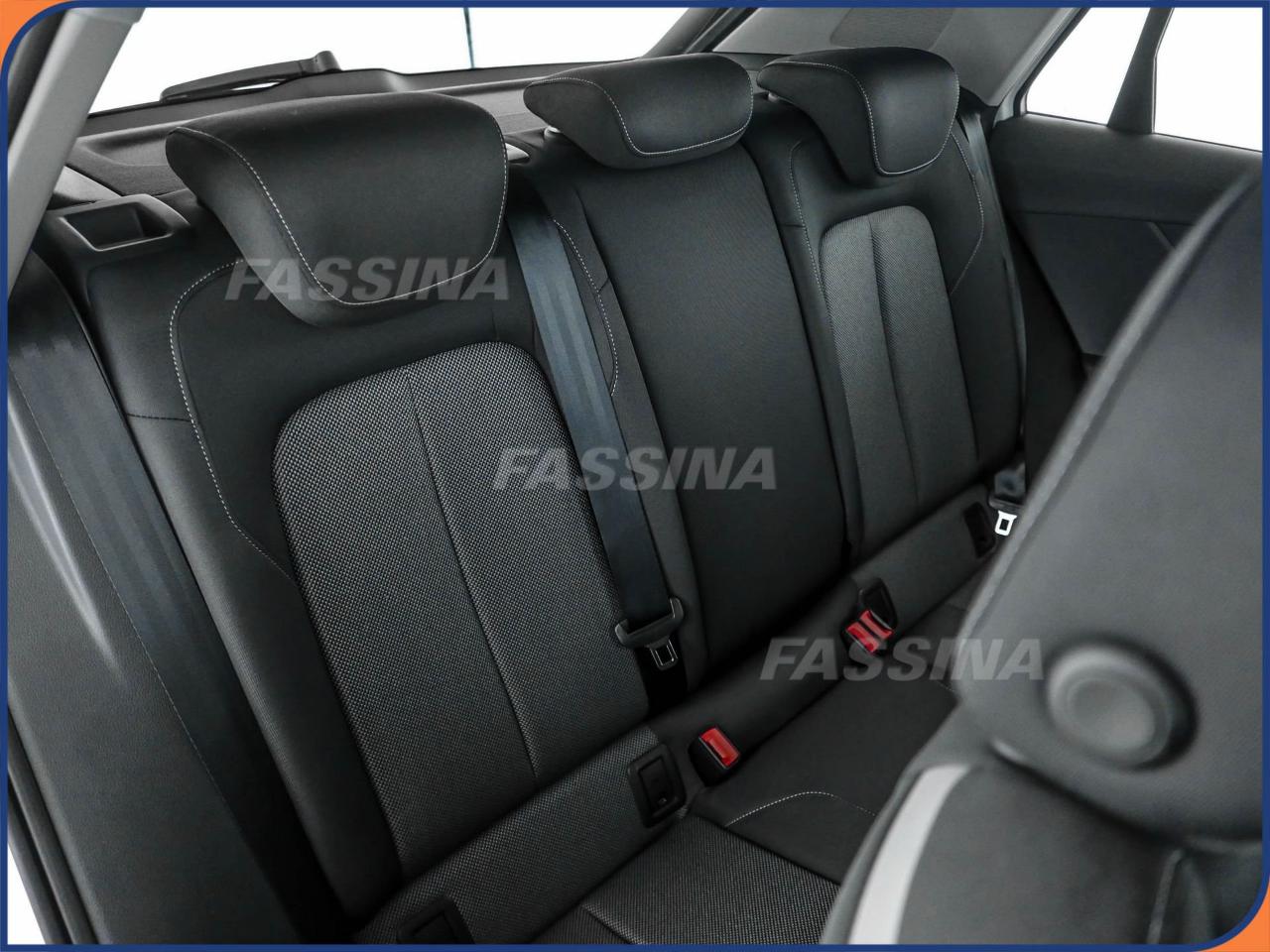 Audi Audi Q2 usata, con cerchi in lega