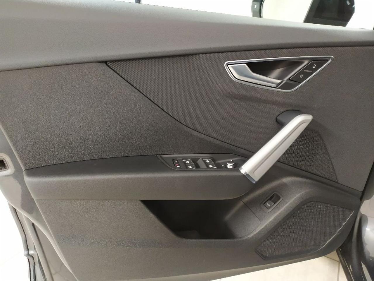 Audi Audi Q2 usata 8