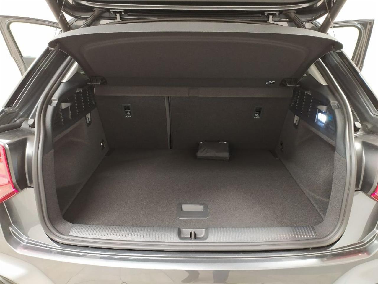 Audi Audi Q2 usata 10