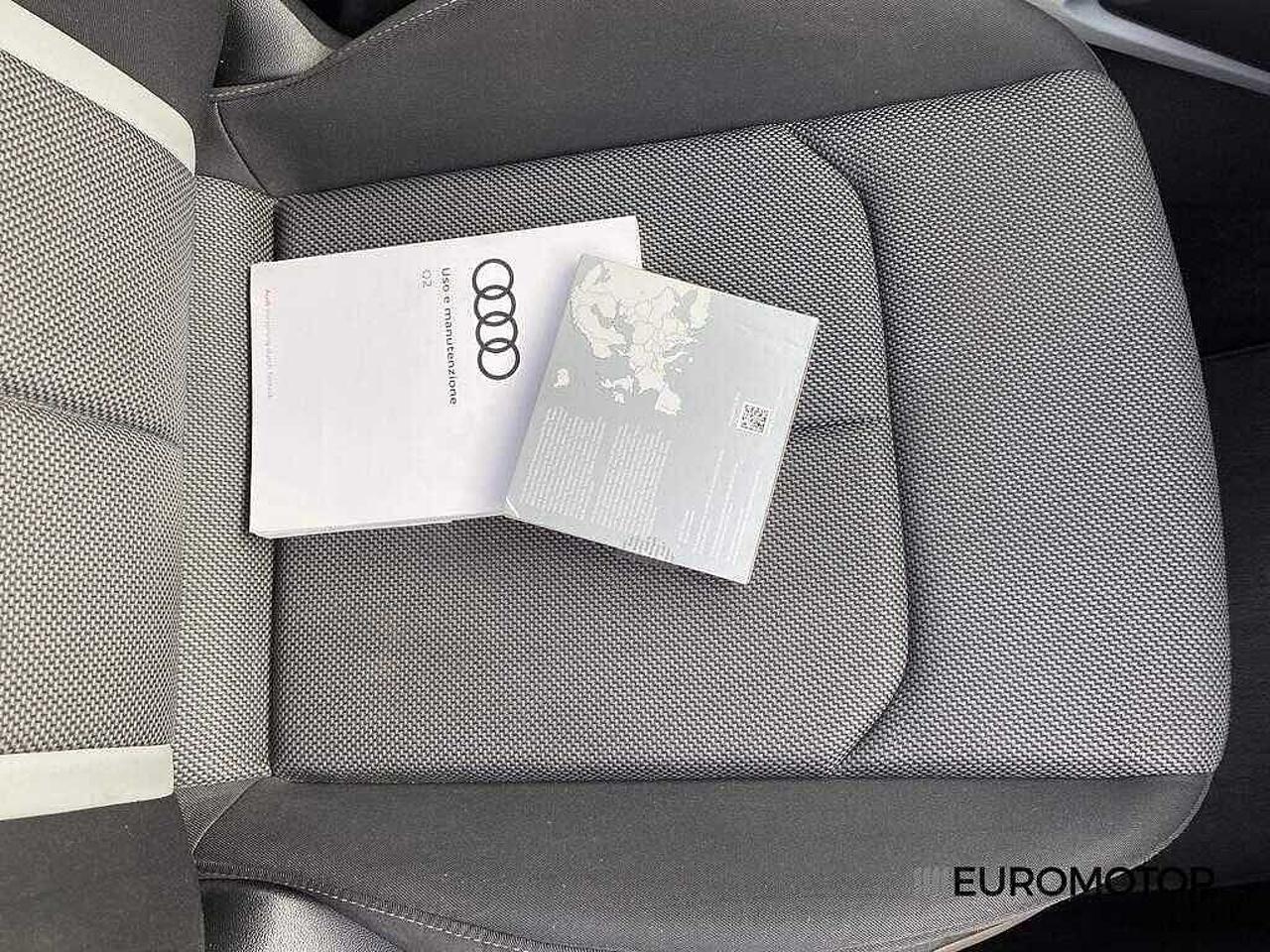 Audi Audi Q2 usata, con interno grey