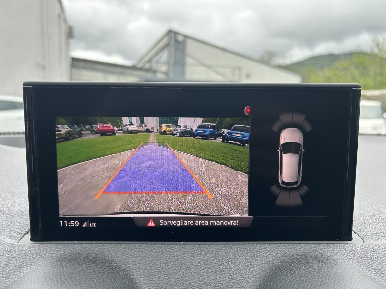 Audi Audi Q2 usata, con park distance control