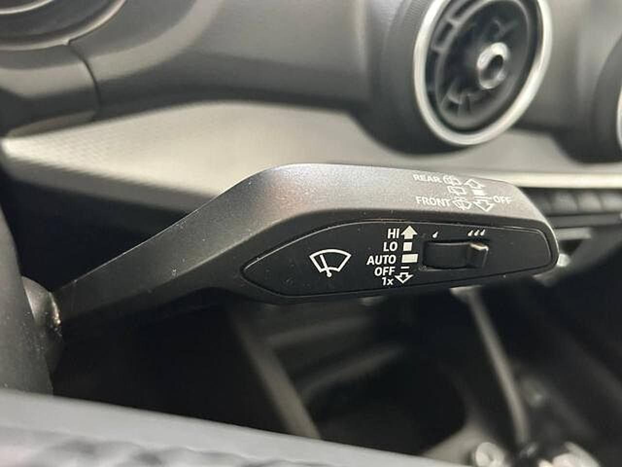 Audi Audi Q2 usata, con Nessun airbag