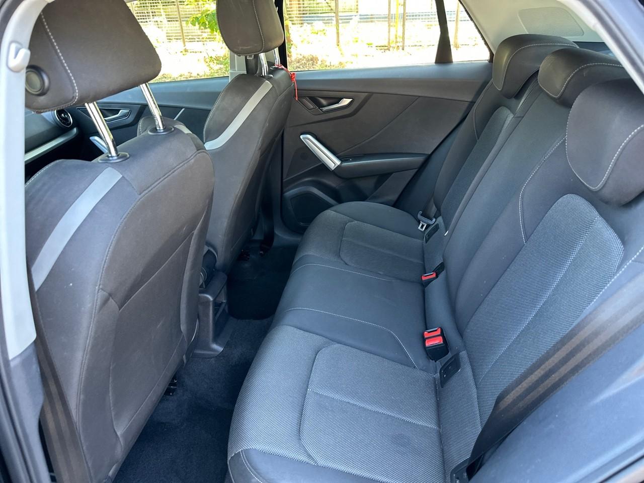 Audi Audi Q2 usata, con 3,5 display multifunzionale pannello strumenti 1 e 8,9, 7,0 display multifunzionale plancia 1, rotella e 17,8