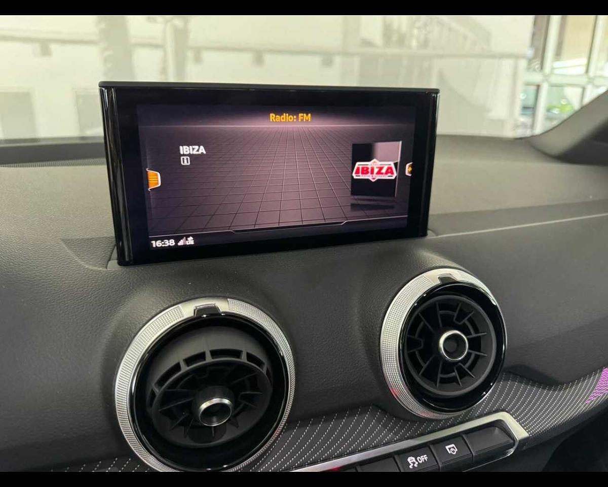 Audi Audi Q2 usata, con sensori luce