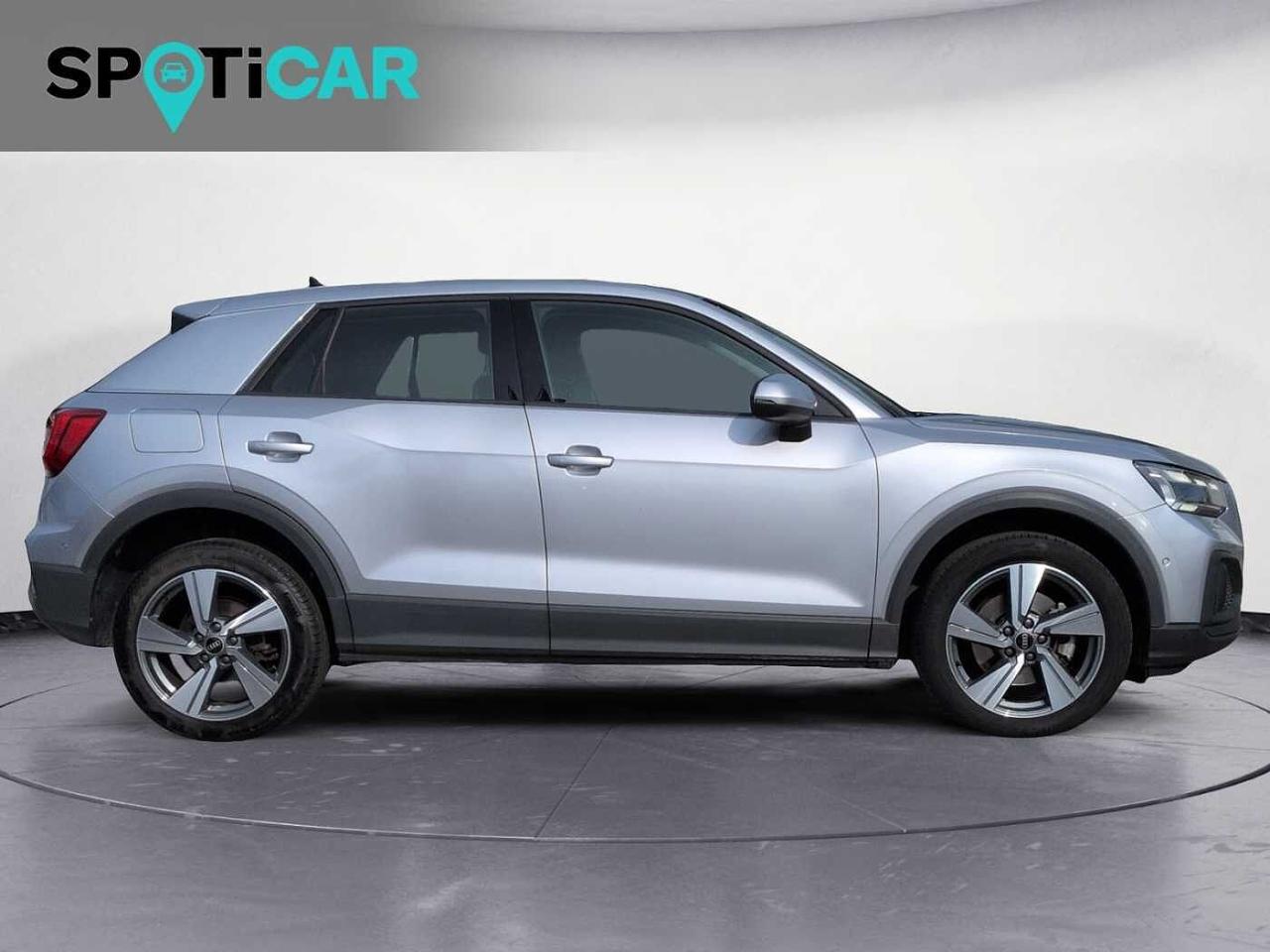 Audi Audi Q2 usata, con audi phone box light