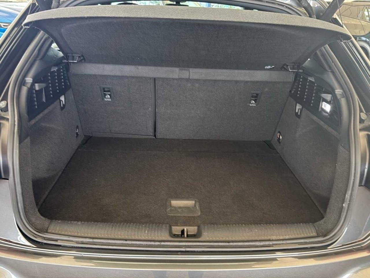 Audi Audi Q2 usata 14