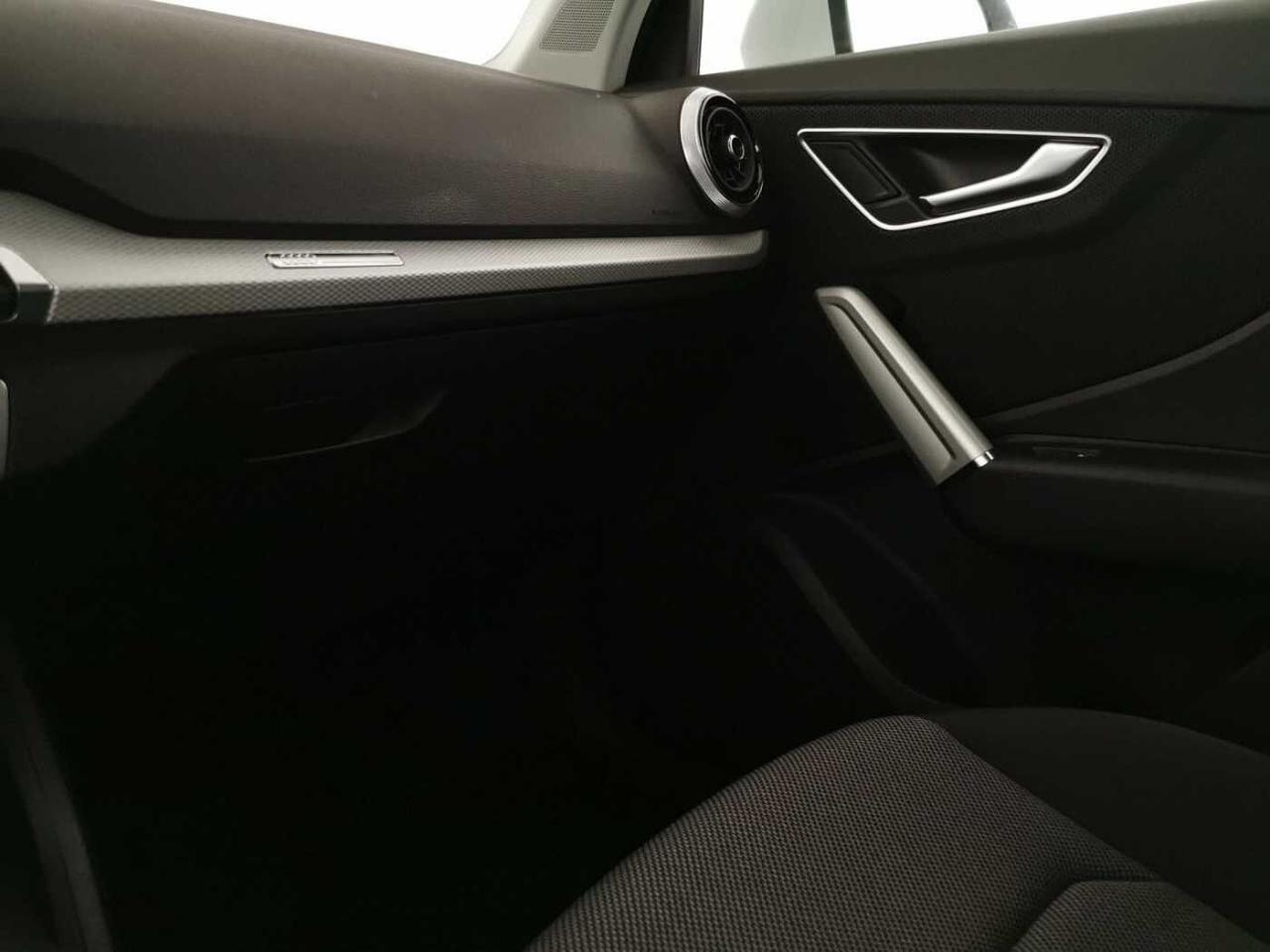 Audi Audi Q2 usata 12