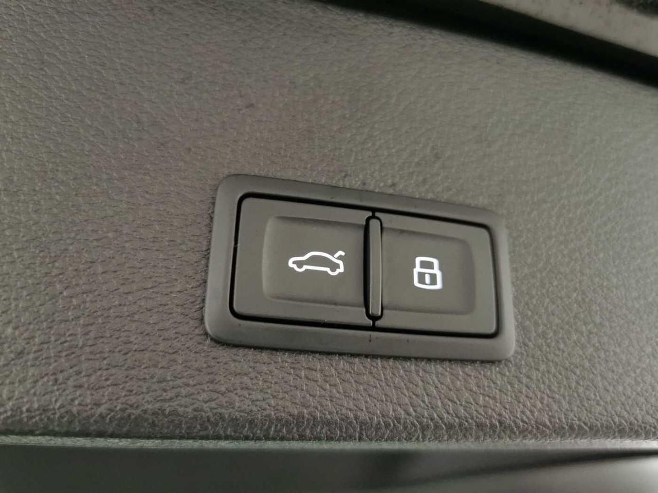 Audi Audi Q2 usata 12