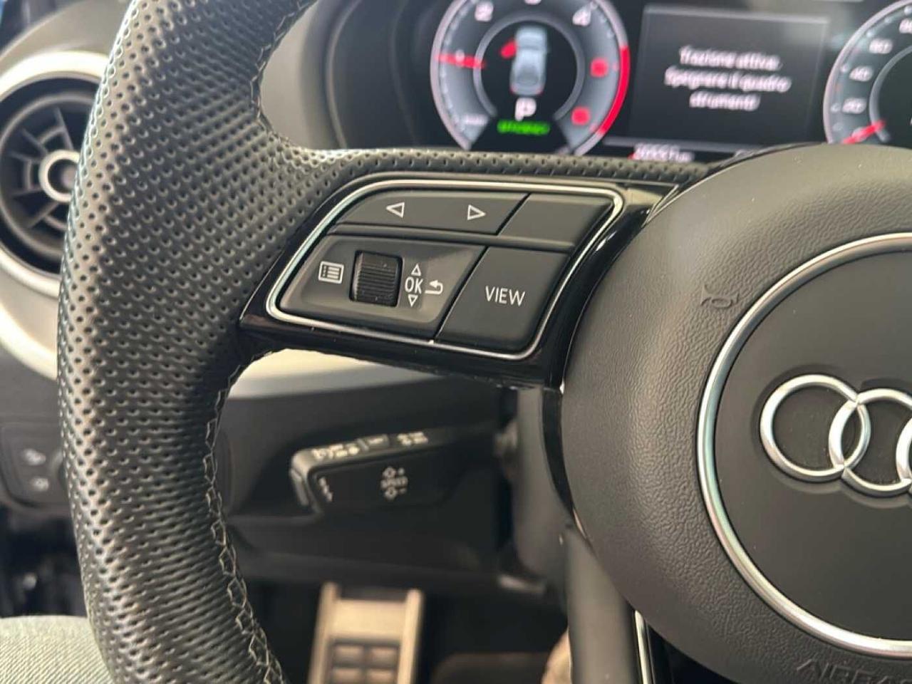 Audi Audi Q2 usata 12