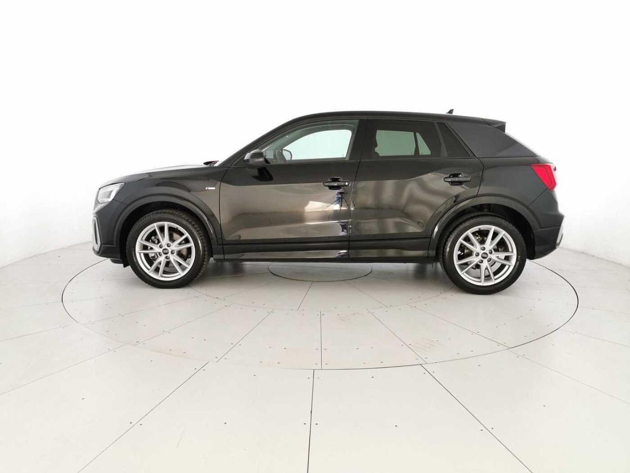 Audi Audi Q2 usata 11