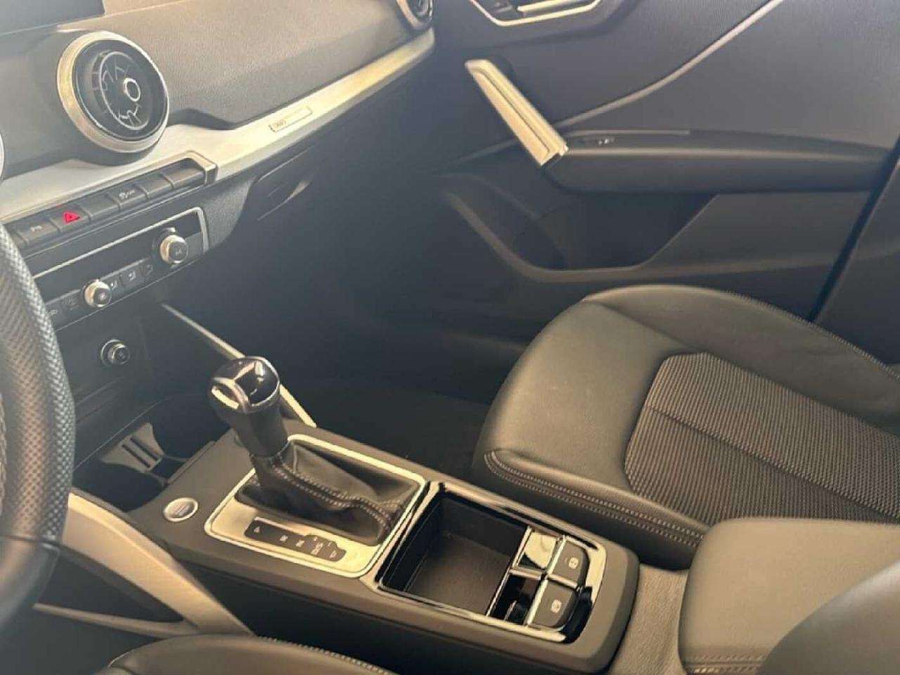 Audi Audi Q2 usata 10