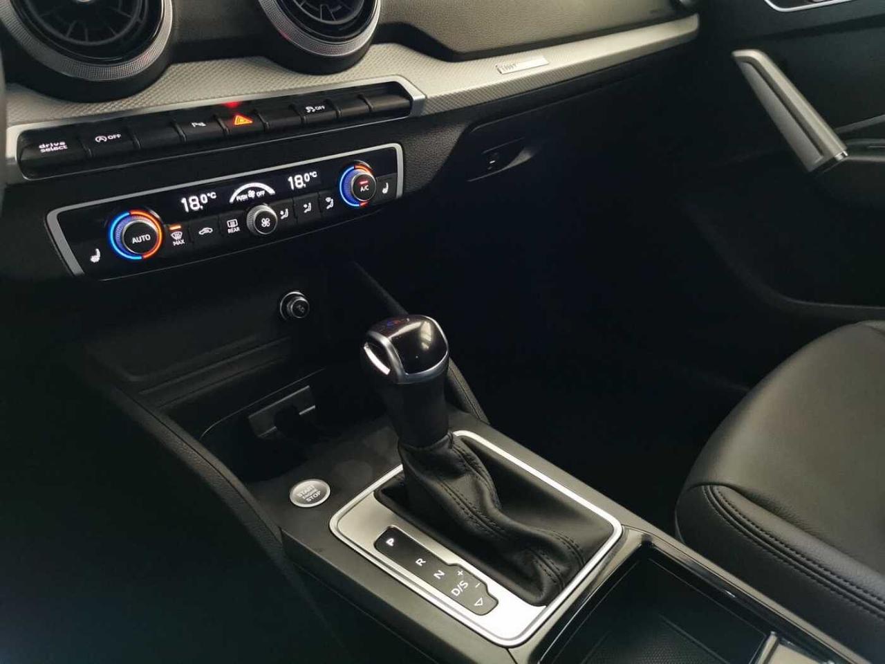 Audi Audi Q2 usata 9
