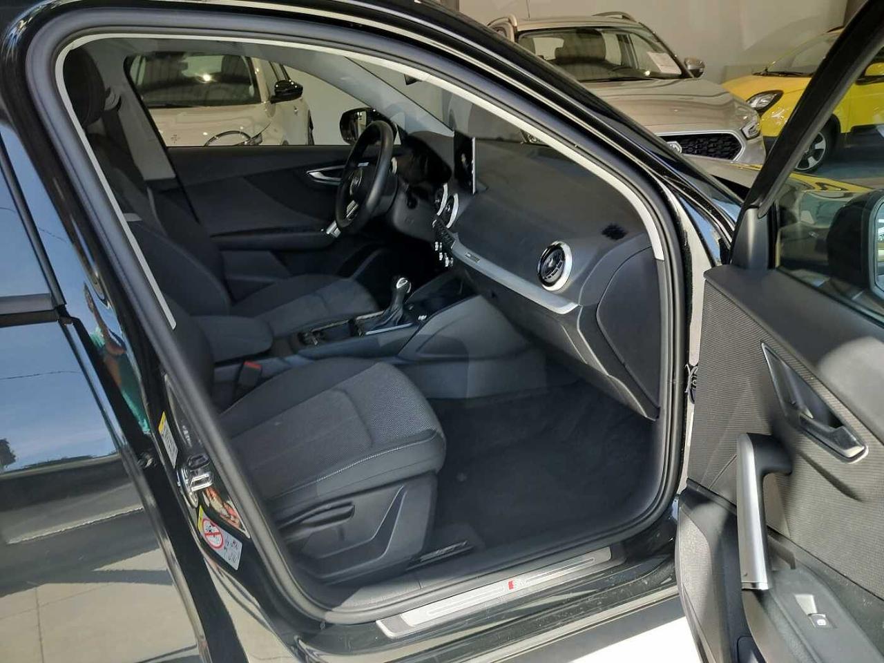 Audi Audi Q2 usata 19