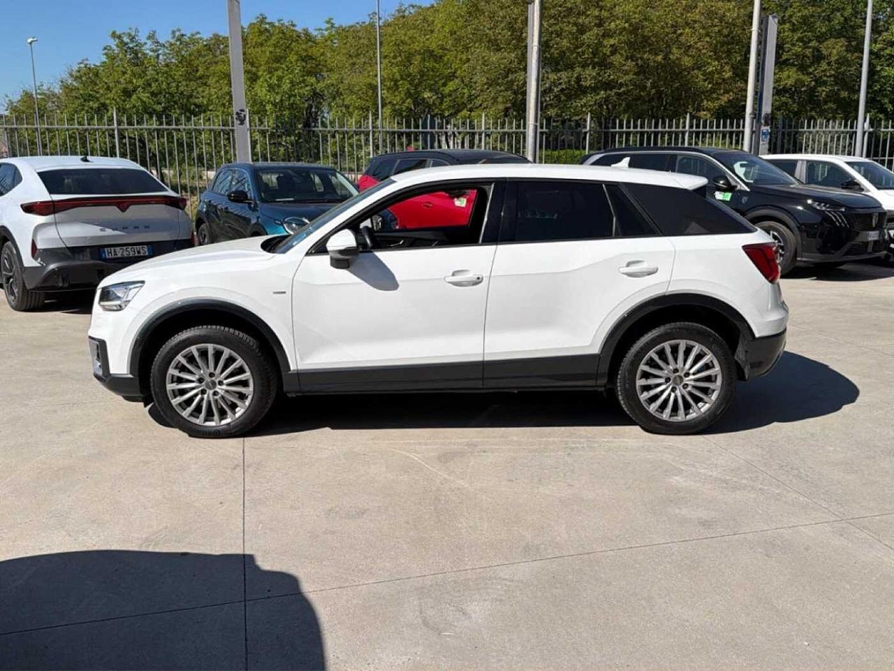 Audi Audi Q2 usata 11