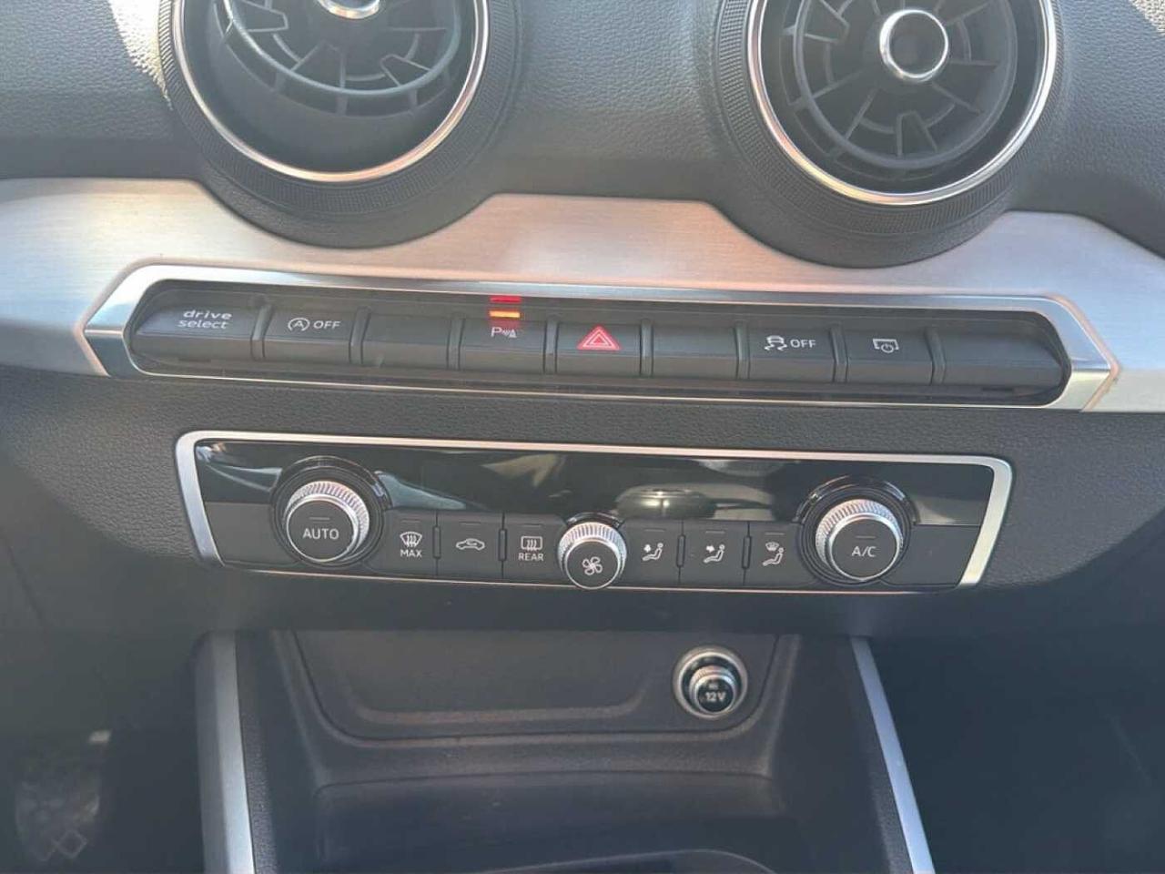 Audi Audi Q2 usata 14