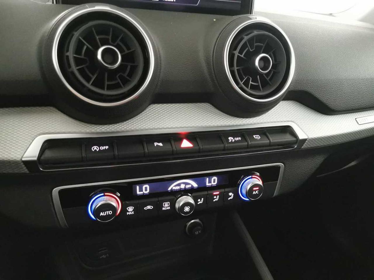 Audi Audi Q2 usata 10
