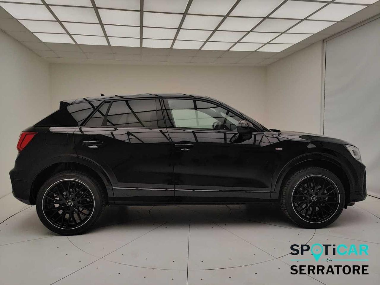Audi Audi Q2 usata 12