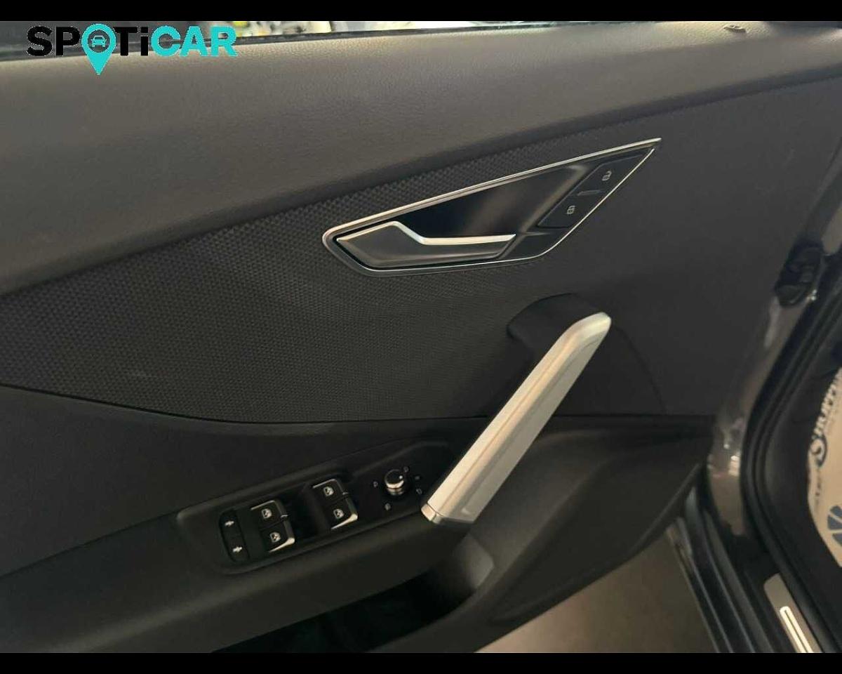 Audi Audi Q2 usata 10