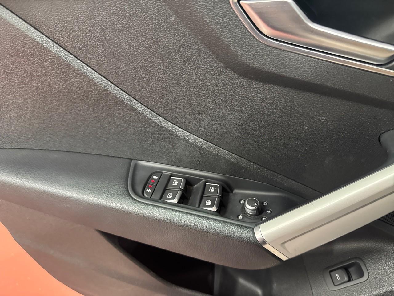 Audi Audi Q2 usata 10
