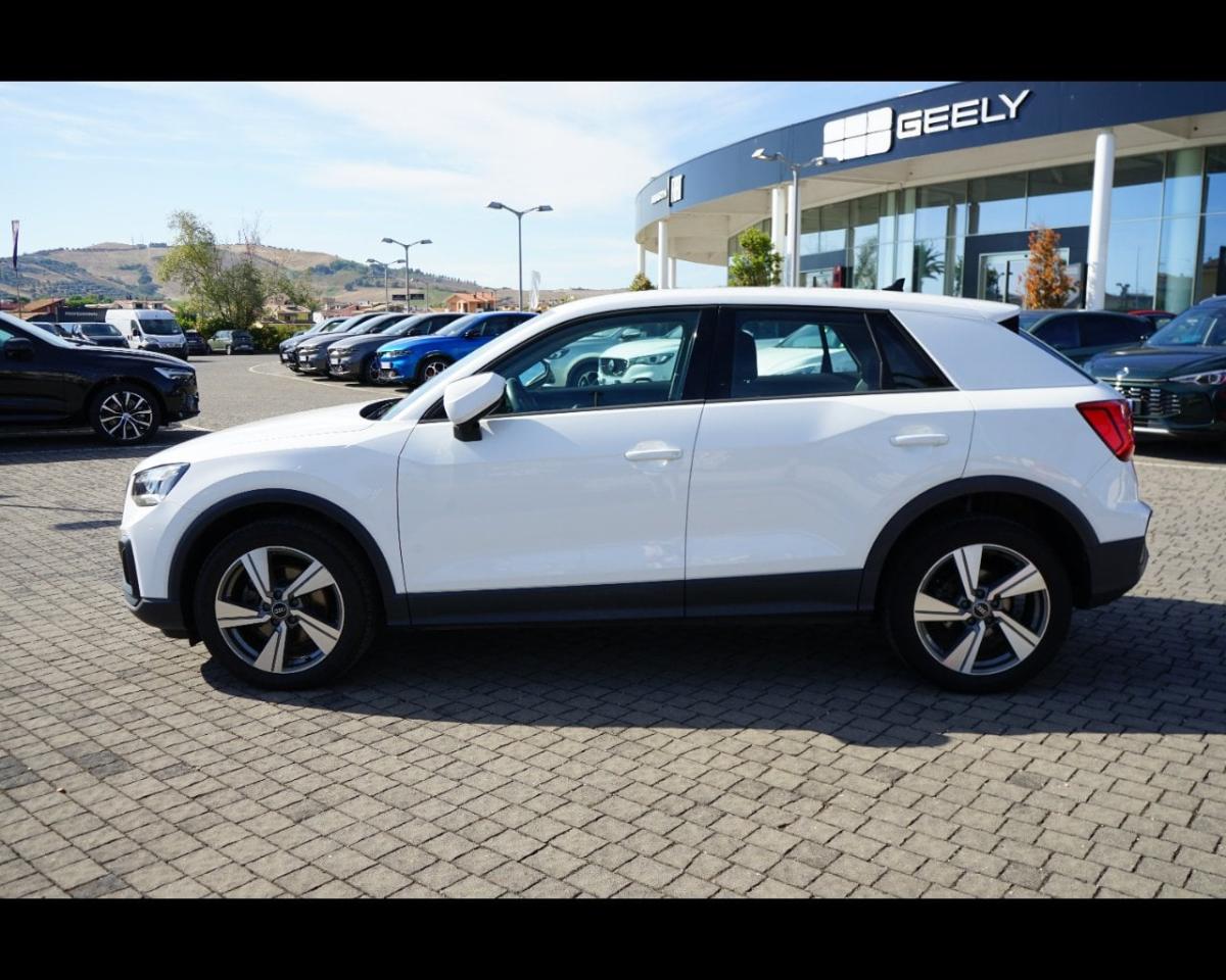 Audi Audi Q2 usata 11