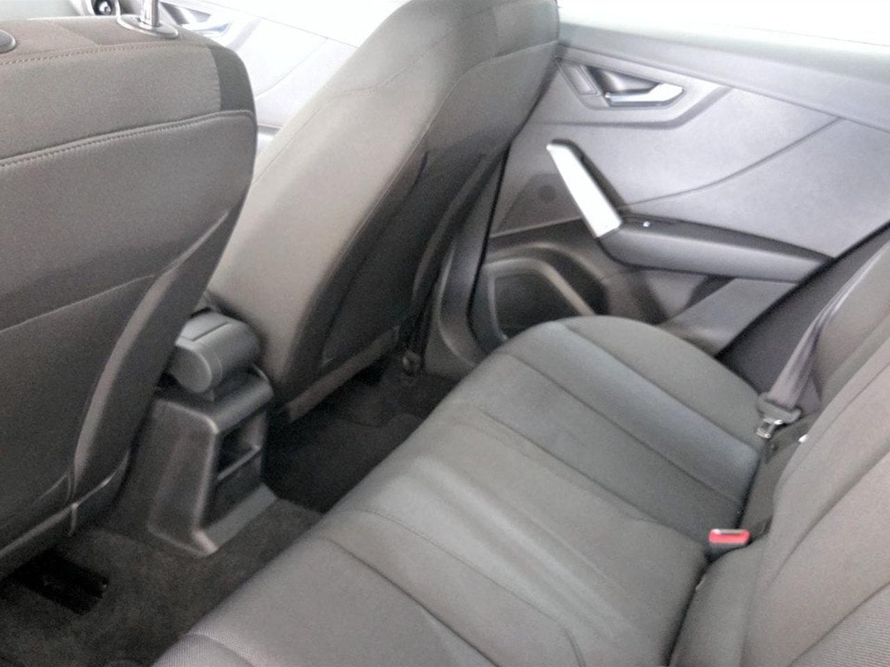 Audi Audi Q2 usata 8