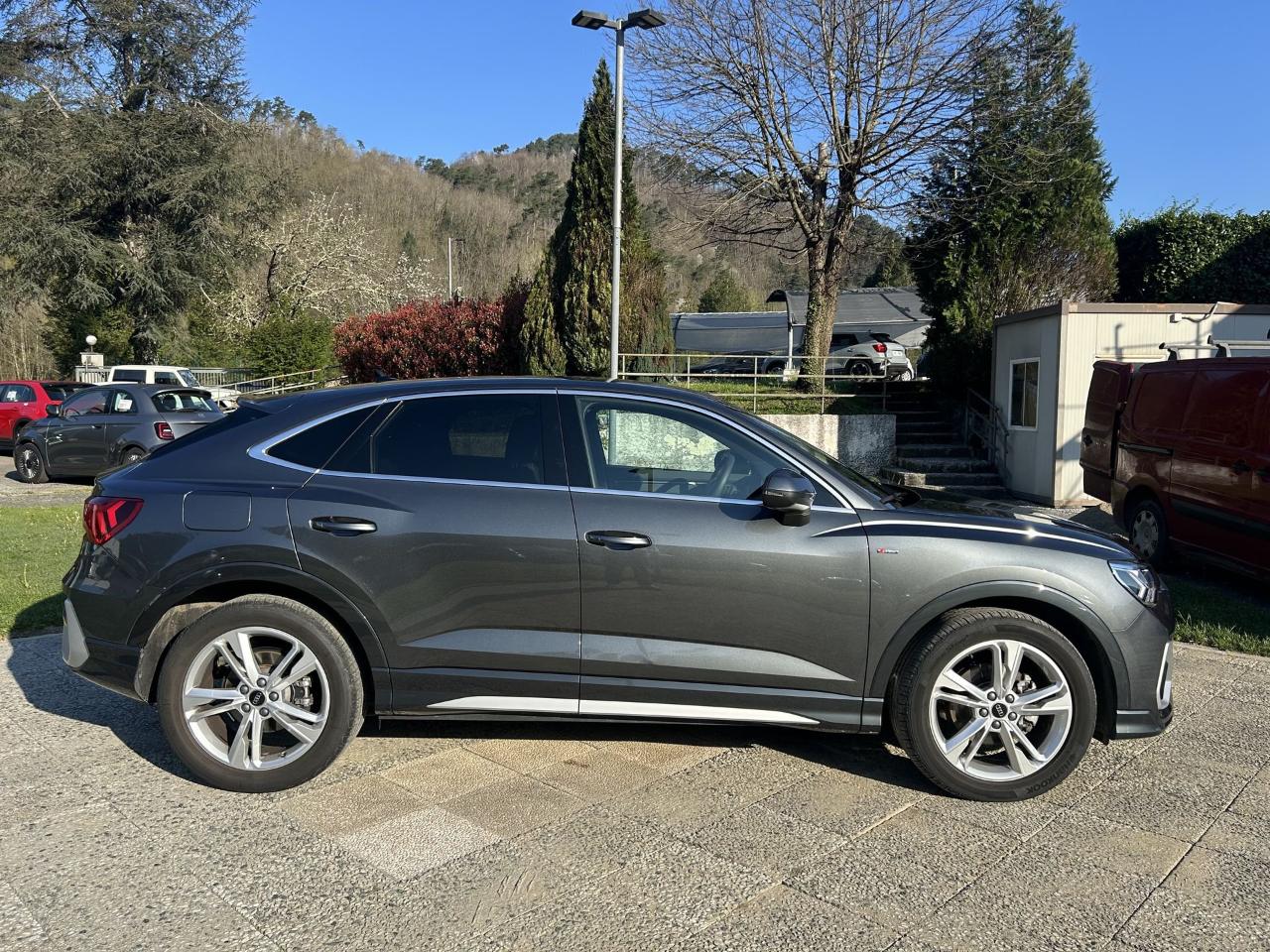 Audi Audi Q3 usata 16