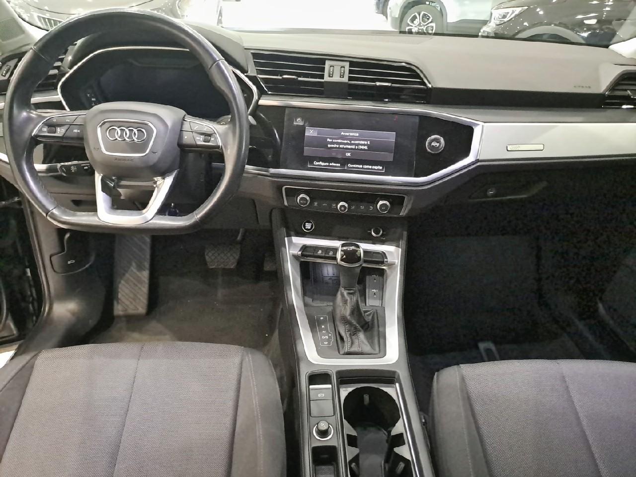 Audi Audi Q3 usata, con Chiave comfort con apertura del vano baule tramite sensori (senza Safelock)