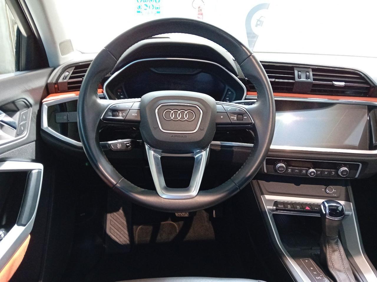 Audi Audi Q3 usata, con cerchi in lega
