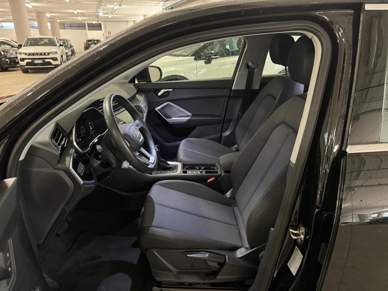 Audi Audi Q3 usata 16