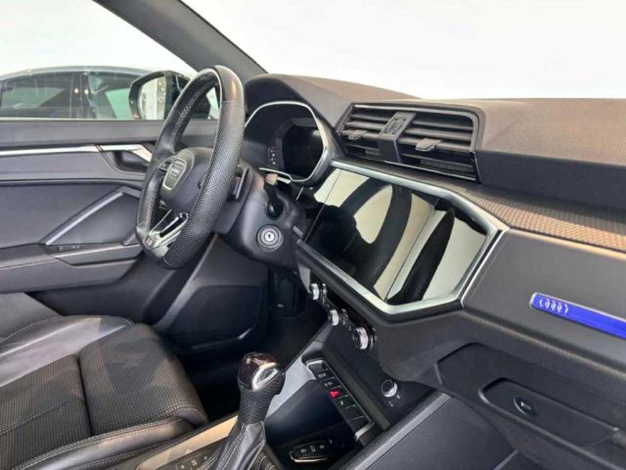 Audi Audi Q3 usata, con cerchi in lega