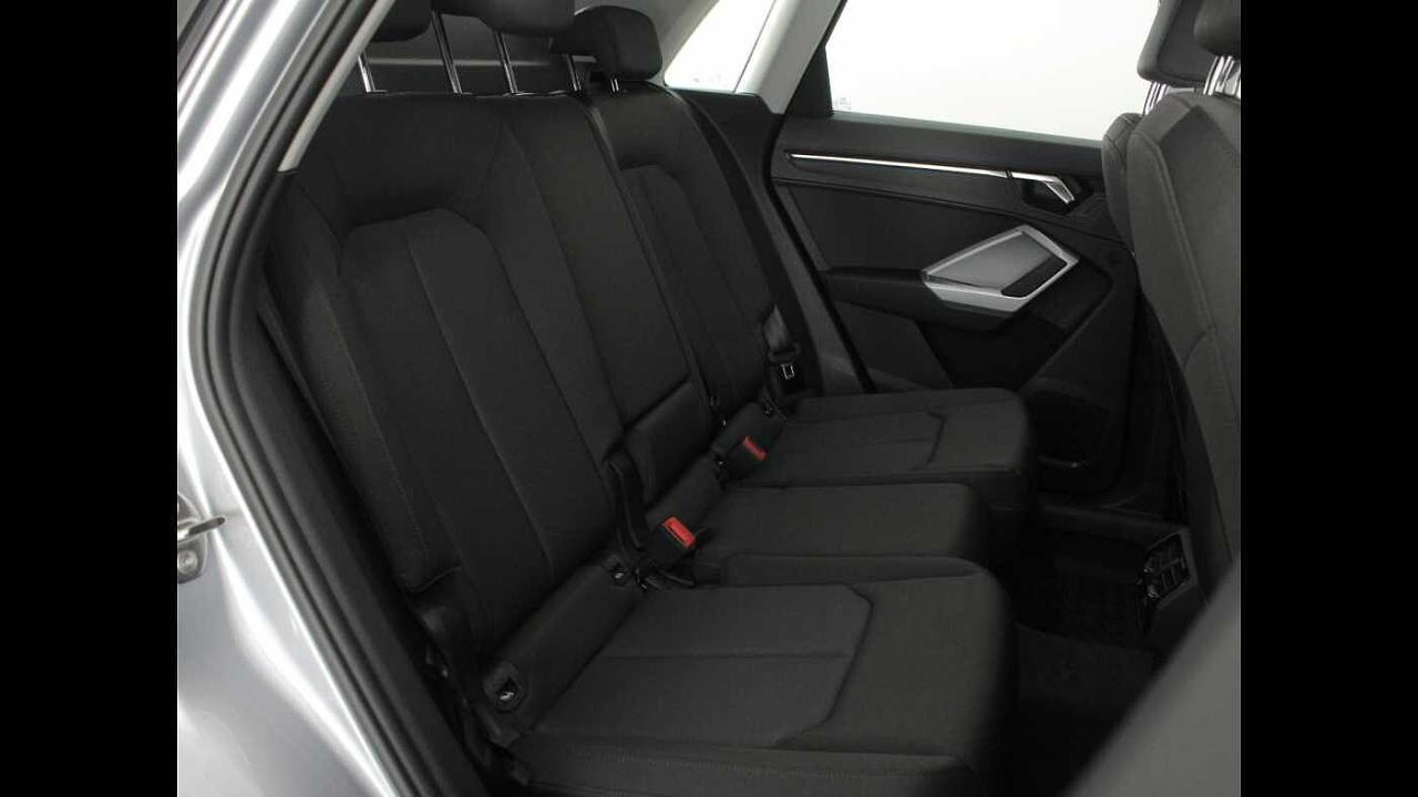 Audi Audi Q3 usata, con rilevazione dei segnali stradali