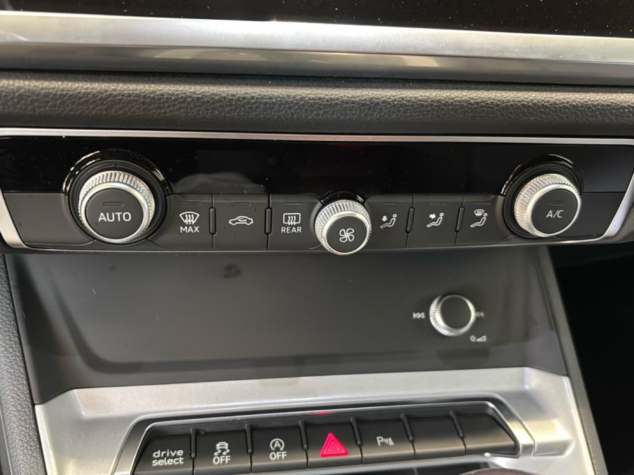 Audi Audi Q3 usata 8