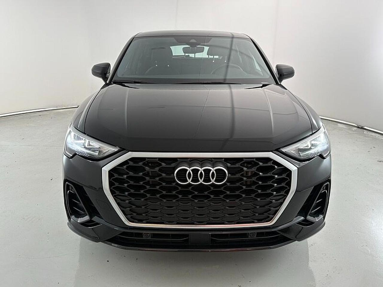 Audi Audi Q3 usata 11
