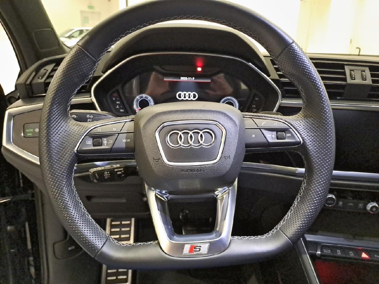 Audi Audi Q3 usata 5